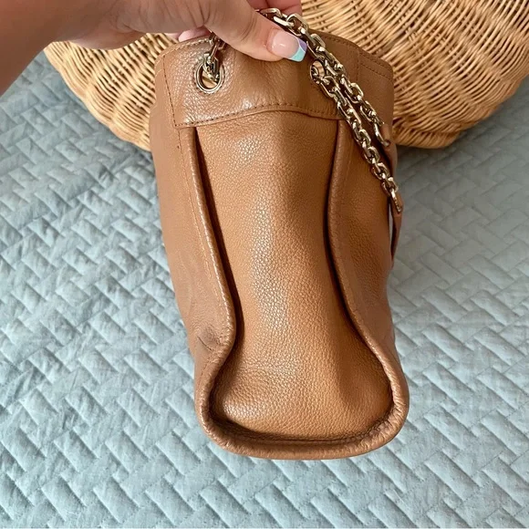 Tory Burch Britten Tote - Picture 12 of 12